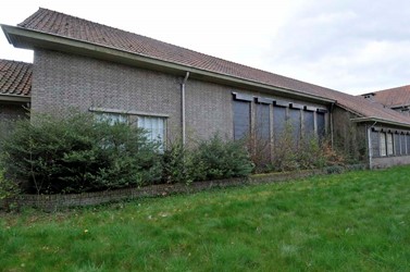 <p>Linker deel van de noordgevel van de manschappenkantine. </p>

